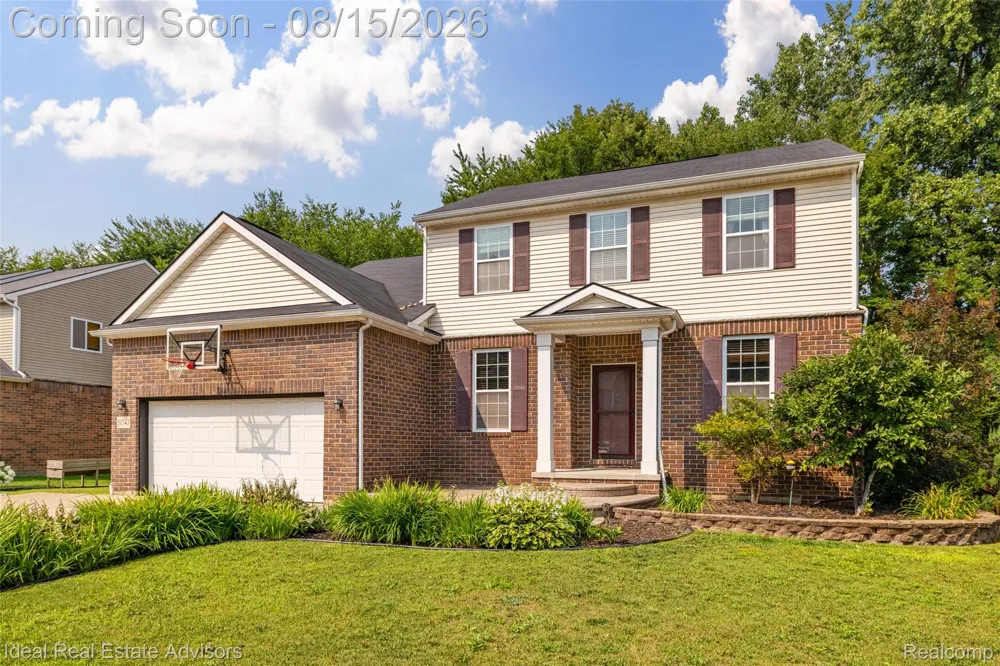 51743 Leshan Drive Chesterfield Township, MI 48047