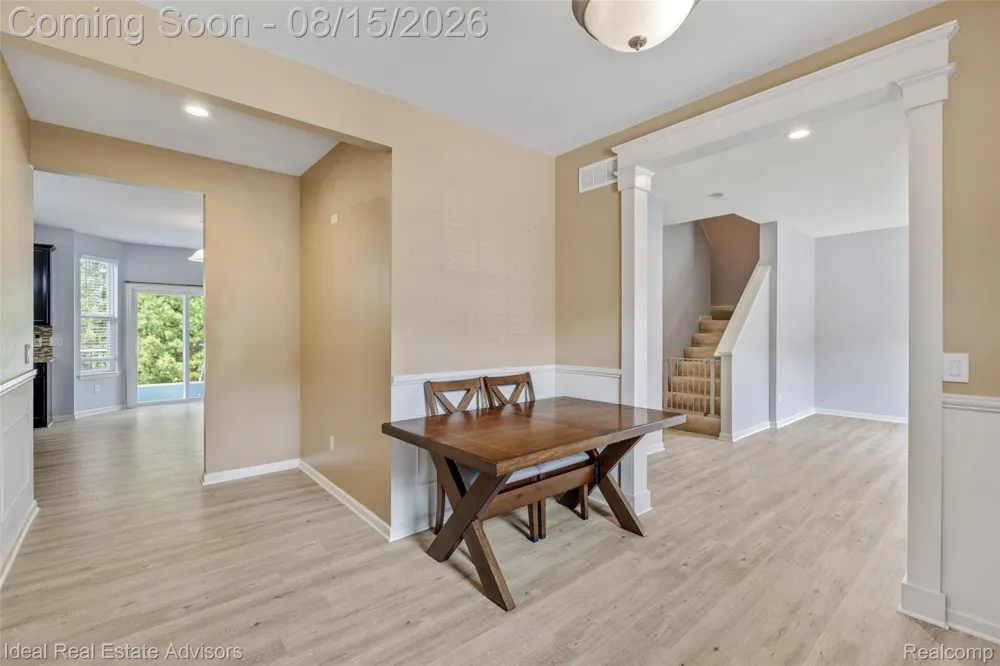 51743 Leshan Drive Chesterfield Township, MI 48047
