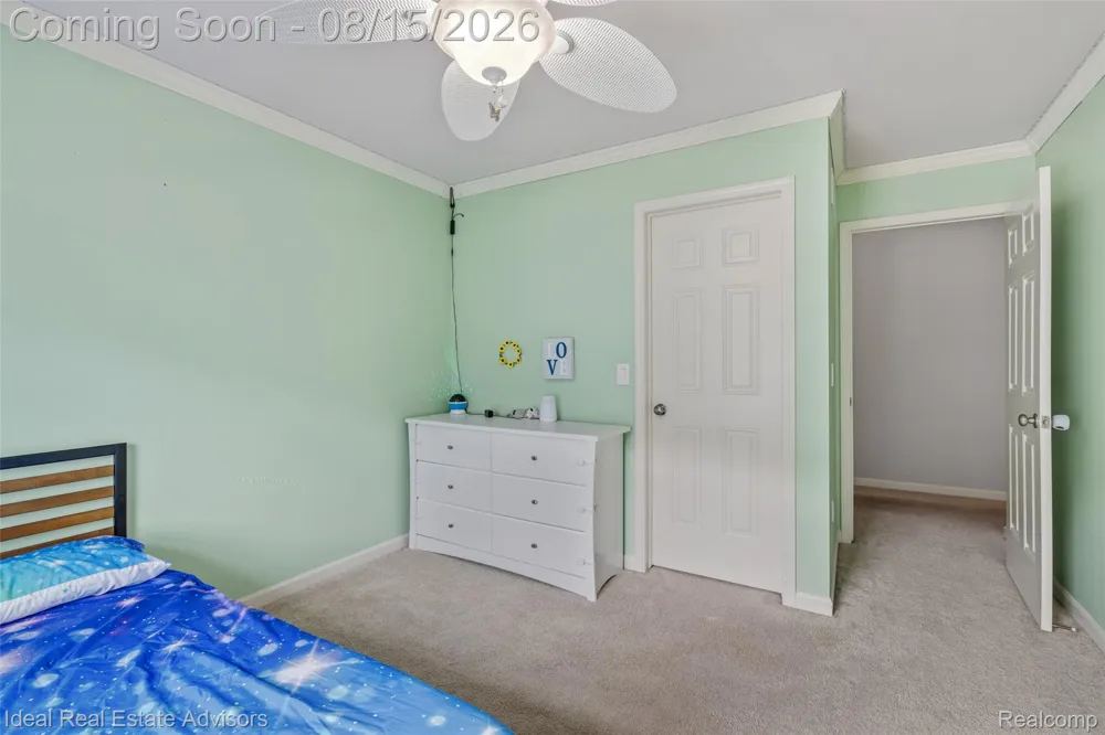 51743 Leshan Drive Chesterfield Township, MI 48047
