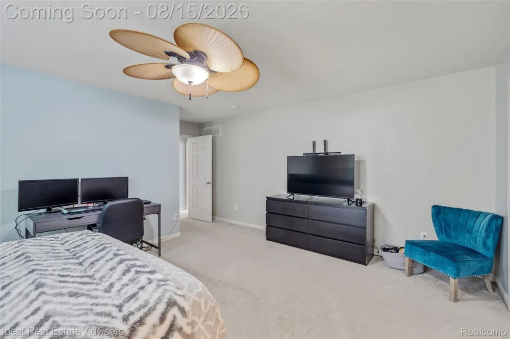 51743 Leshan Drive Chesterfield Township, MI 48047