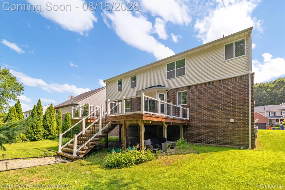 51743 Leshan Drive Chesterfield Township, MI 48047