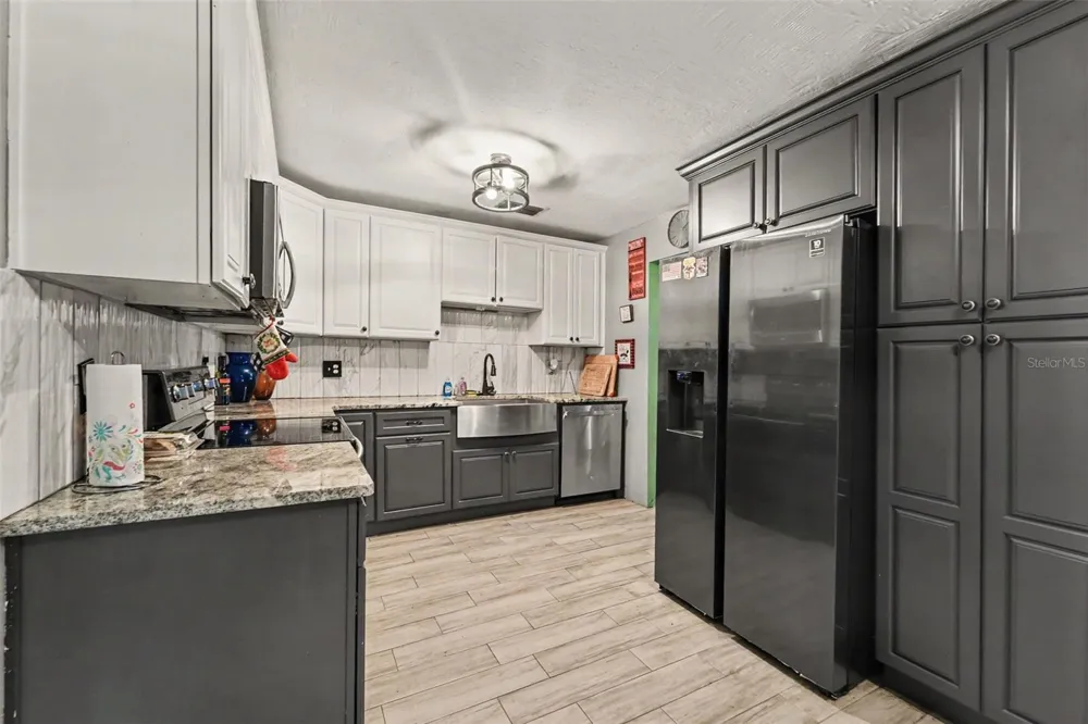 2405 ABALONE BOULEVARD Orlando, FL 32833
