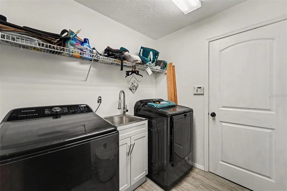 2405 ABALONE BOULEVARD Orlando, FL 32833
