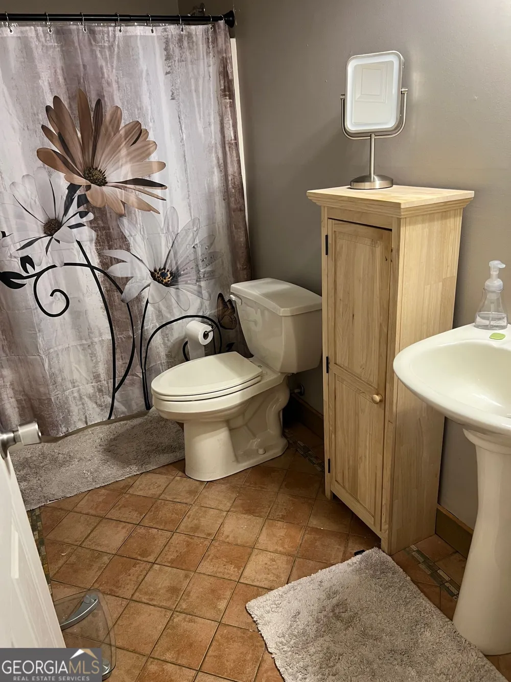 399 Grindstone Creek DR Clarkesville, GA 30523