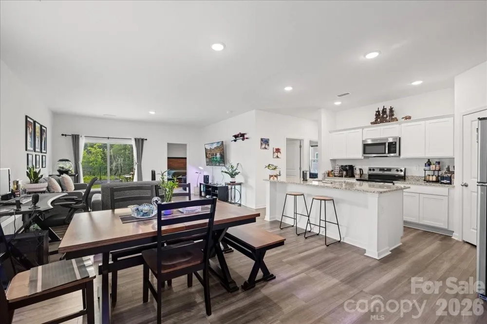 144 BABBLING BROOK DRIVE Clayton, NC 27520
