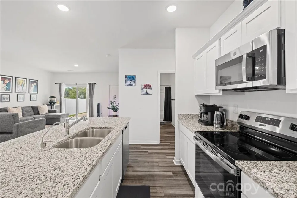 144 BABBLING BROOK DRIVE Clayton, NC 27520