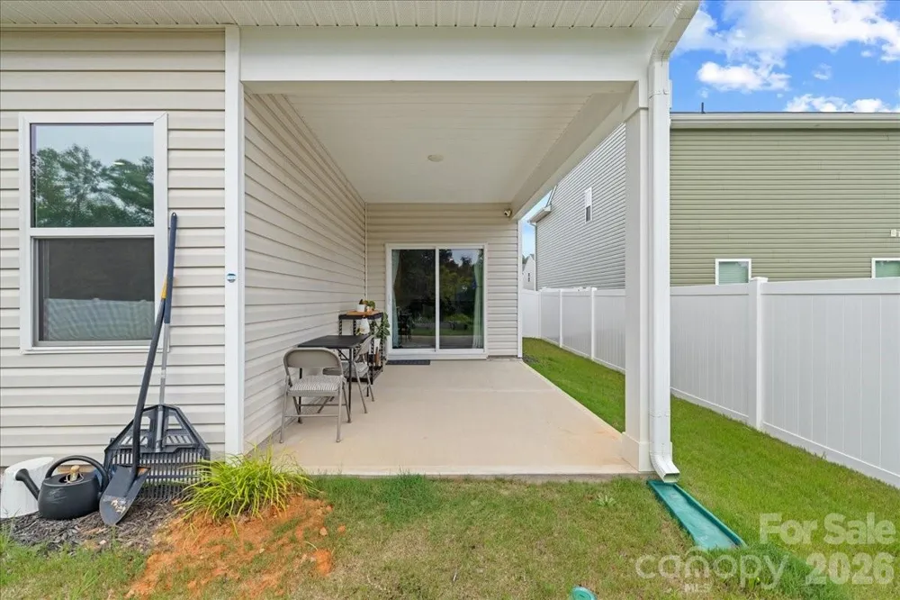 144 BABBLING BROOK DRIVE Clayton, NC 27520