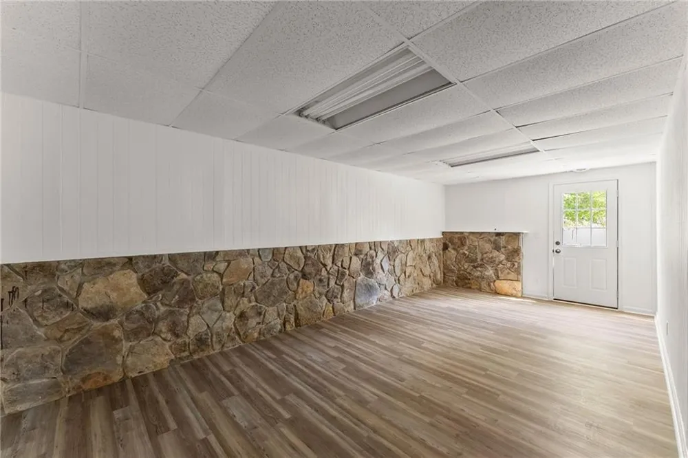 31 S Wind Drive Dahlonega, GA 30533