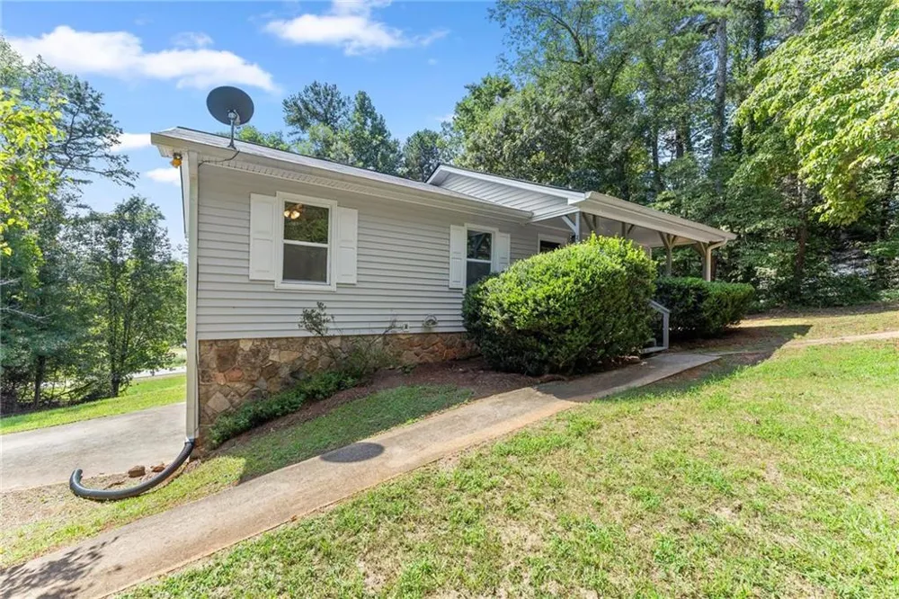 31 S Wind Drive Dahlonega, GA 30533
