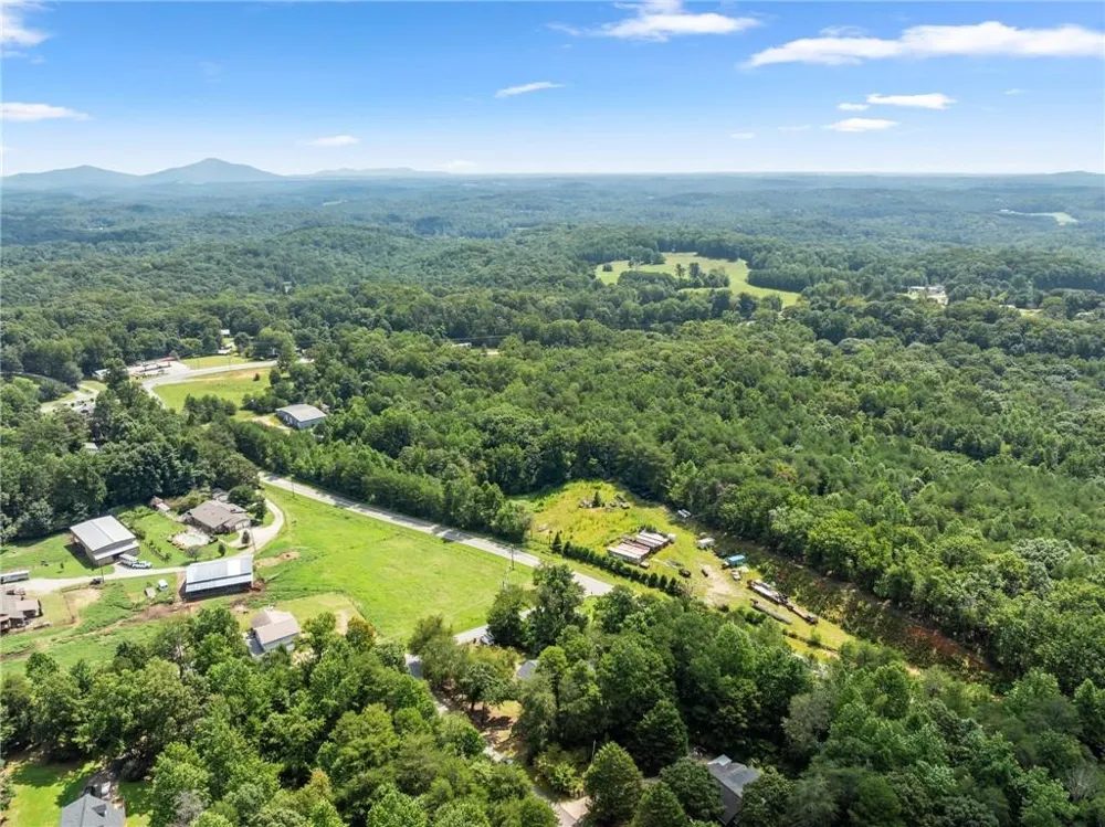 31 S Wind Drive Dahlonega, GA 30533