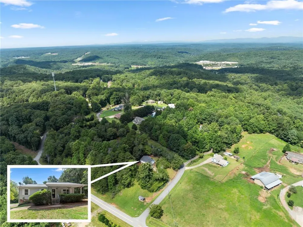 31 S Wind Drive Dahlonega, GA 30533