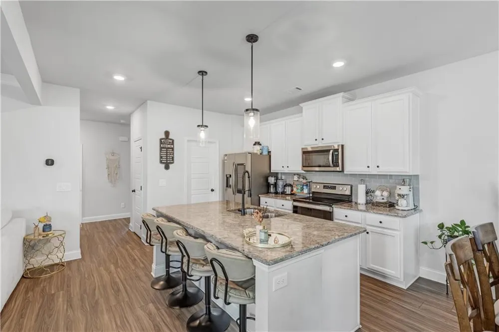5317 Fox Hill Lane Oakwood, GA 30566