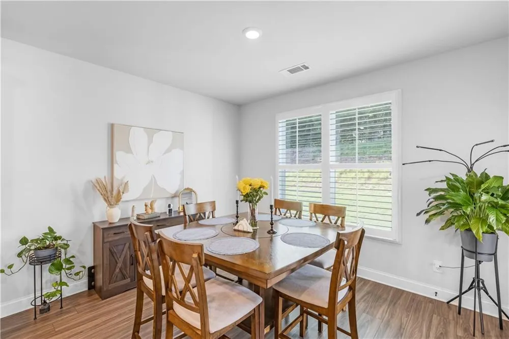 5317 Fox Hill Lane Oakwood, GA 30566
