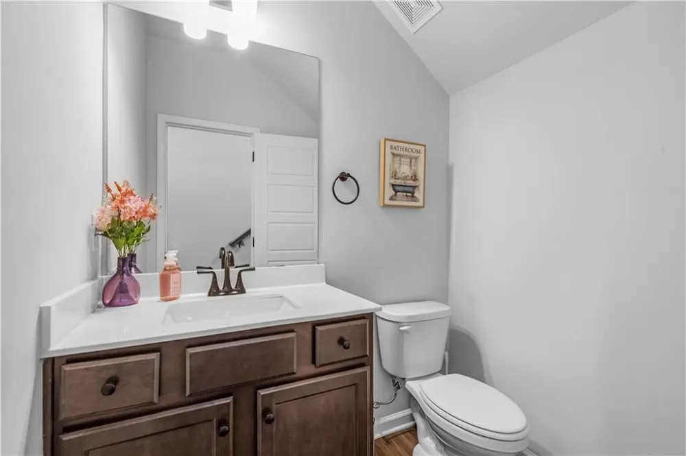 5317 Fox Hill Lane Oakwood, GA 30566