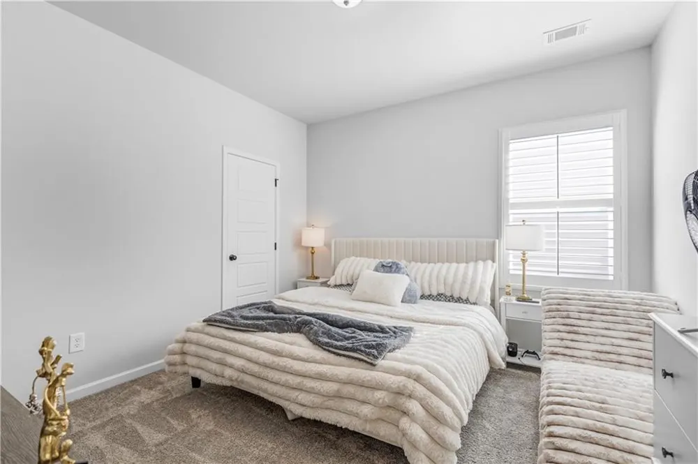 5317 Fox Hill Lane Oakwood, GA 30566