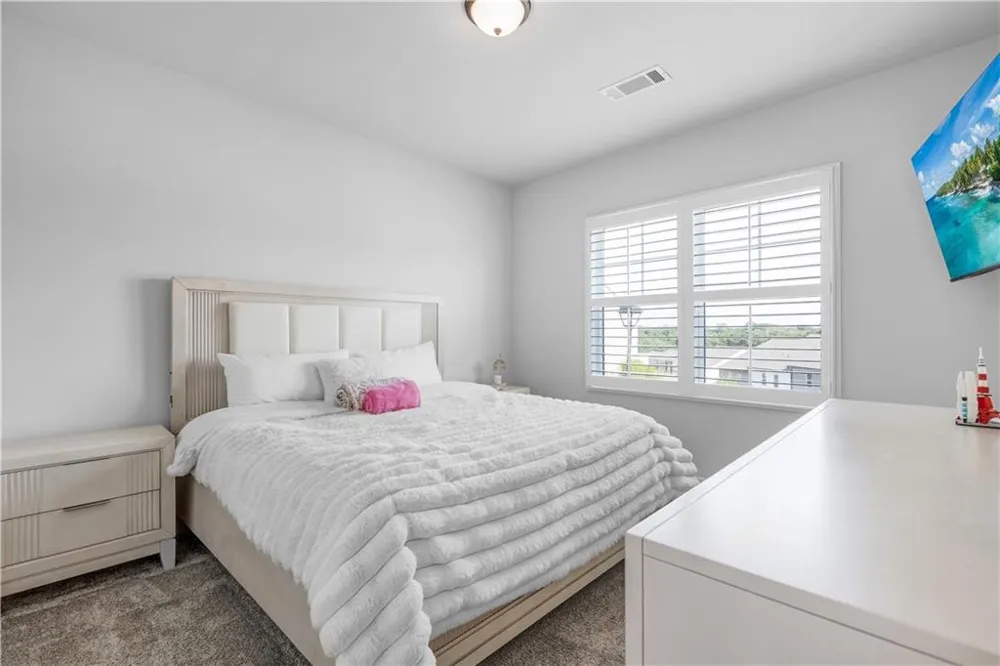 5317 Fox Hill Lane Oakwood, GA 30566