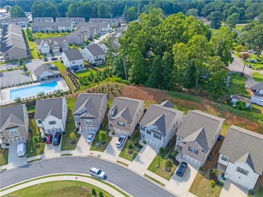 5317 Fox Hill Lane Oakwood, GA 30566