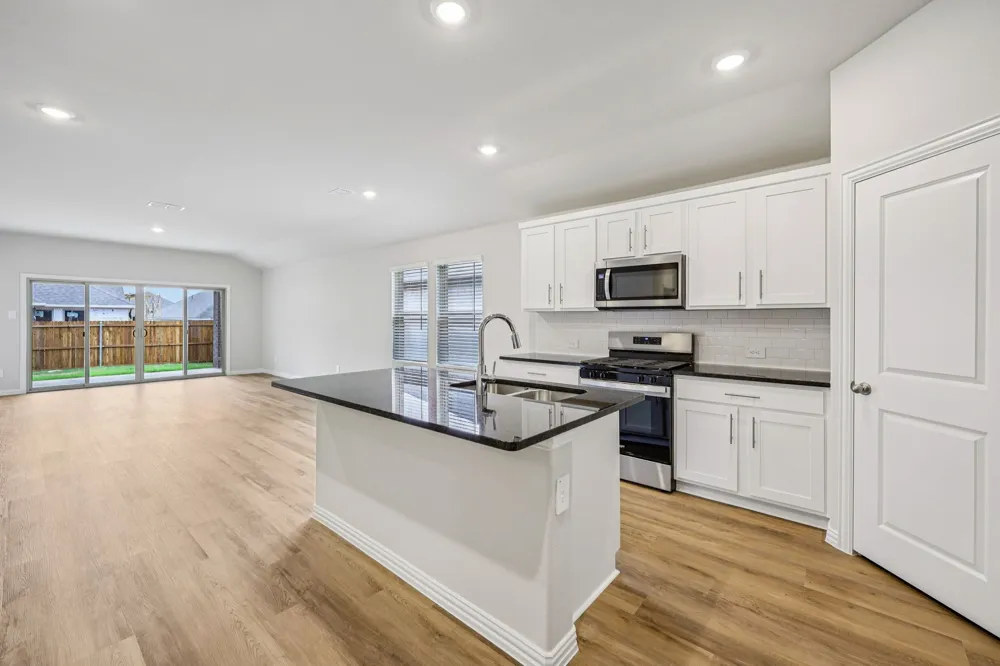 2132 Longchamp Lane Seagoville, TX 75159