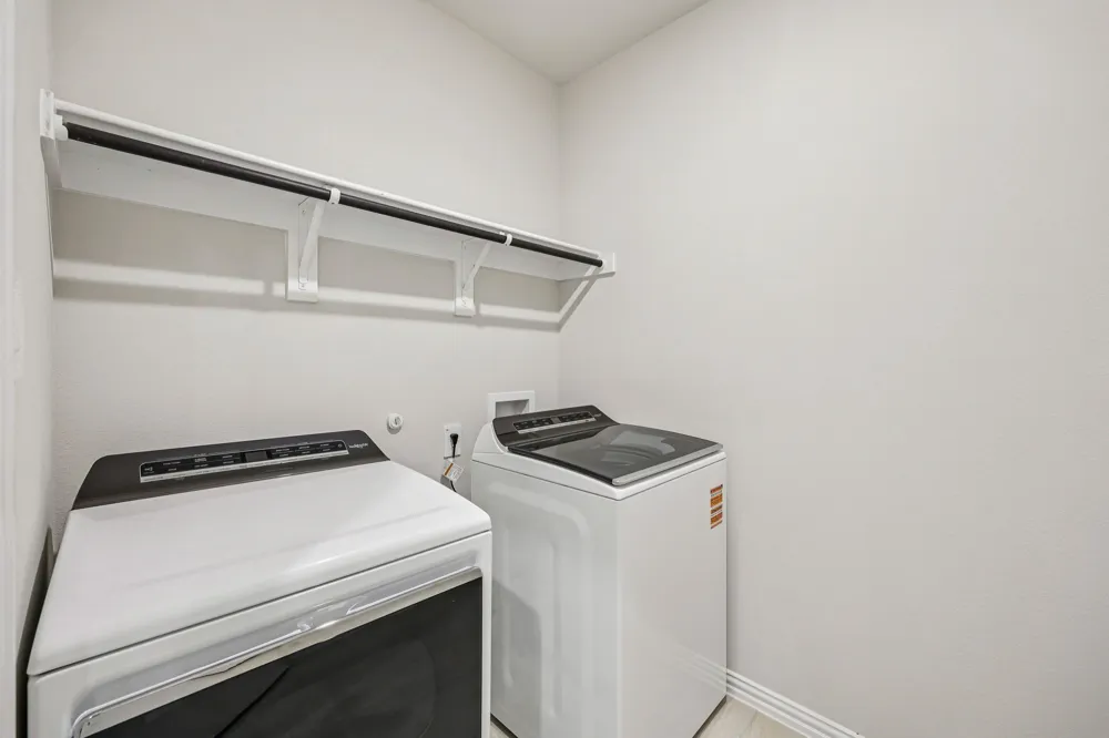 2132 Longchamp Lane Seagoville, TX 75159