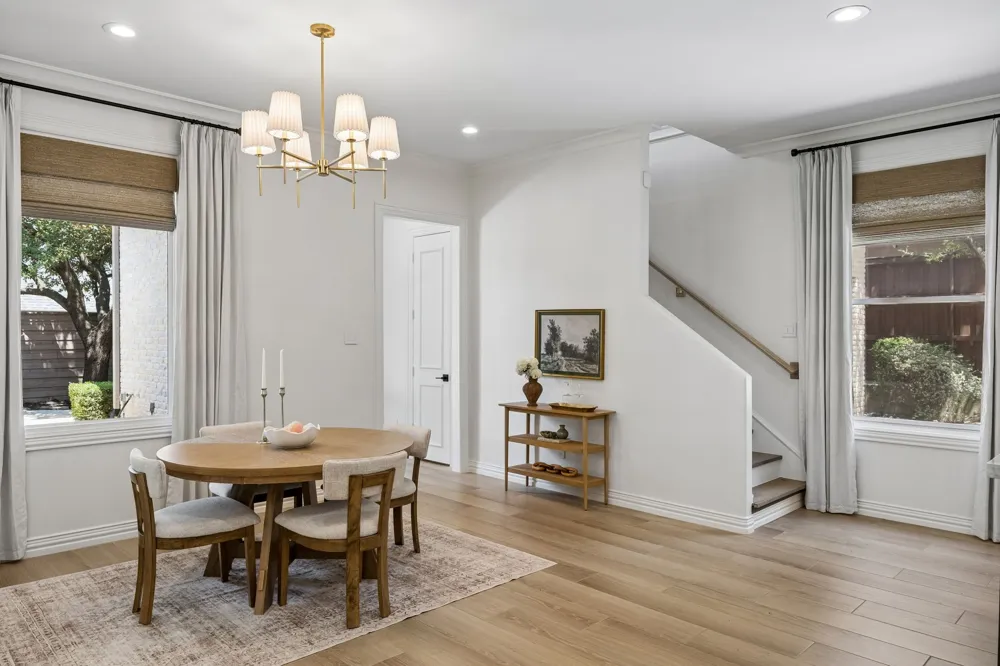 6823 Lakehurst Avenue Dallas, TX 75230