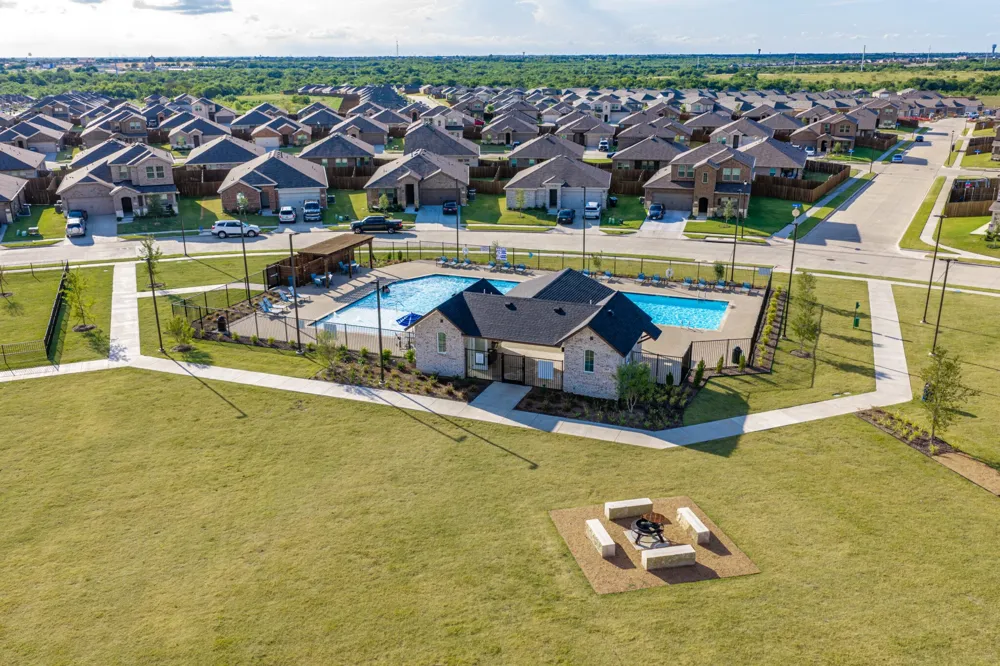 2303 Peregrine Way Crandall, TX 75114