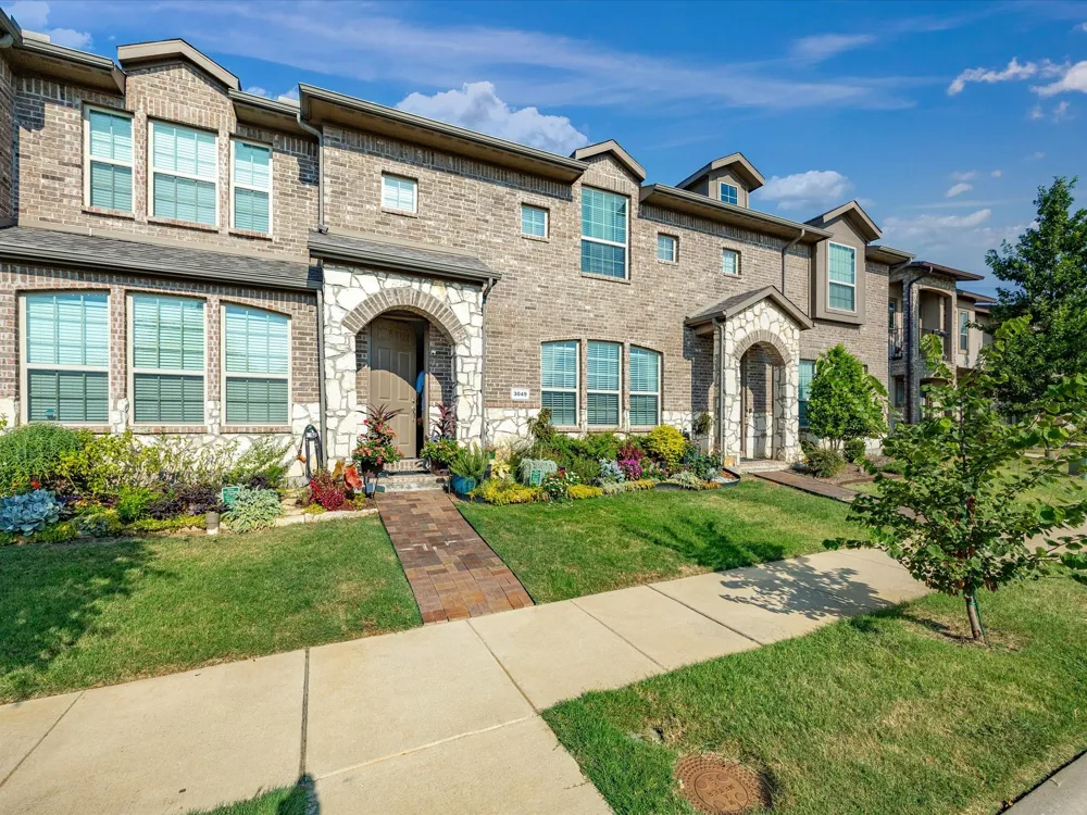 3049 Solana Circle Denton, TX 76207