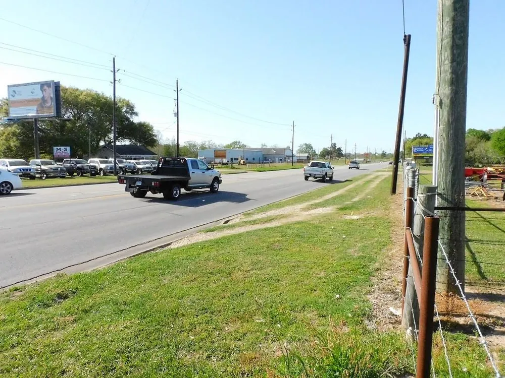1215 Meyer Street Sealy, TX 77474
