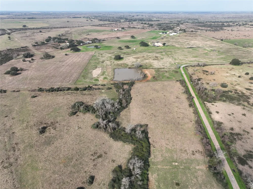 Schindler Road Alleyton, TX 78935