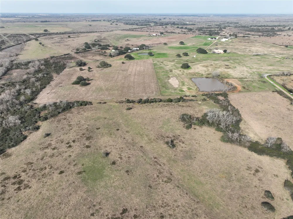 Schindler Road Alleyton, TX 78935