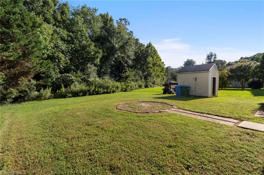 4304 Mary Point Road Monroe, NC 28110
