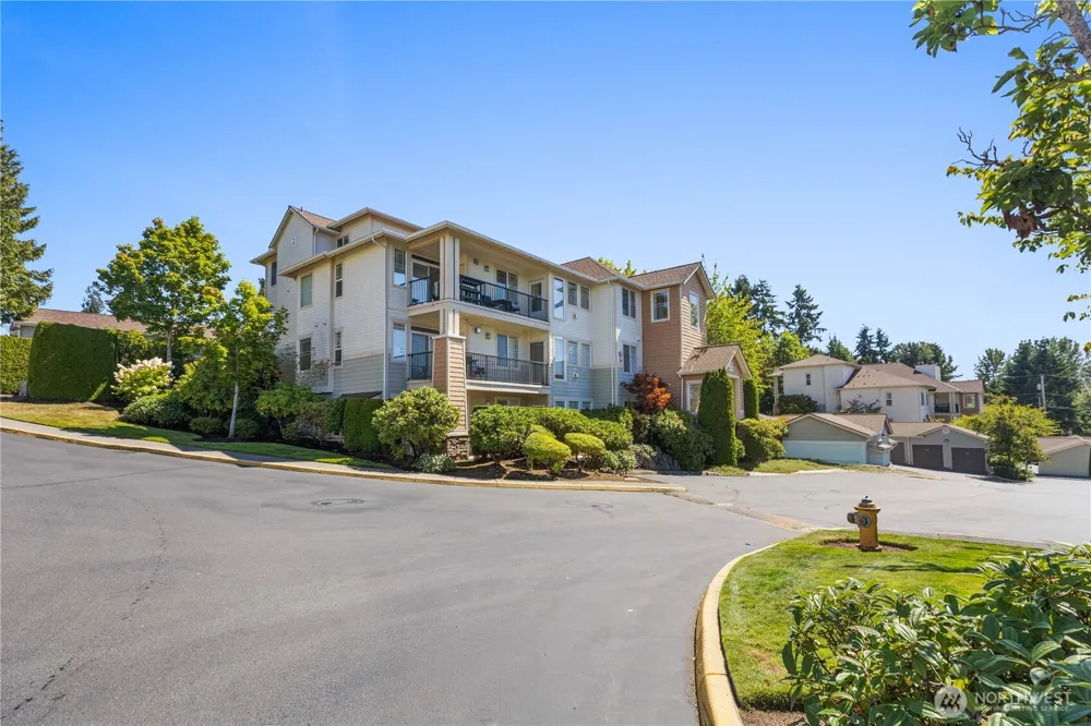 15026 40th Avenue W #2-401 Lynnwood, WA 98087