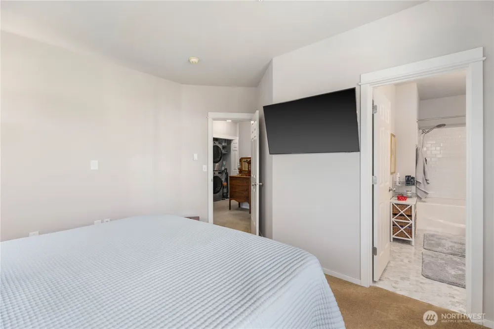 15026 40th Avenue W #2-401 Lynnwood, WA 98087