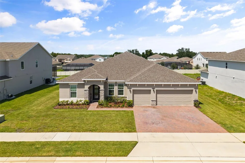4924 GOLDEN ZENITH WAY Mount Dora, FL 32757