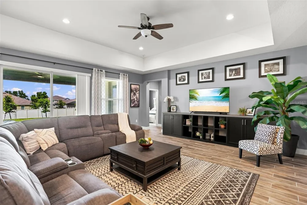 4924 GOLDEN ZENITH WAY Mount Dora, FL 32757