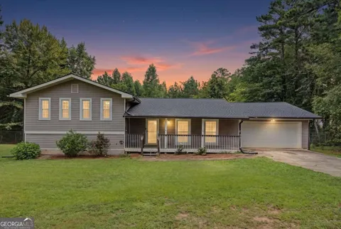 576 Cross Plains RD
