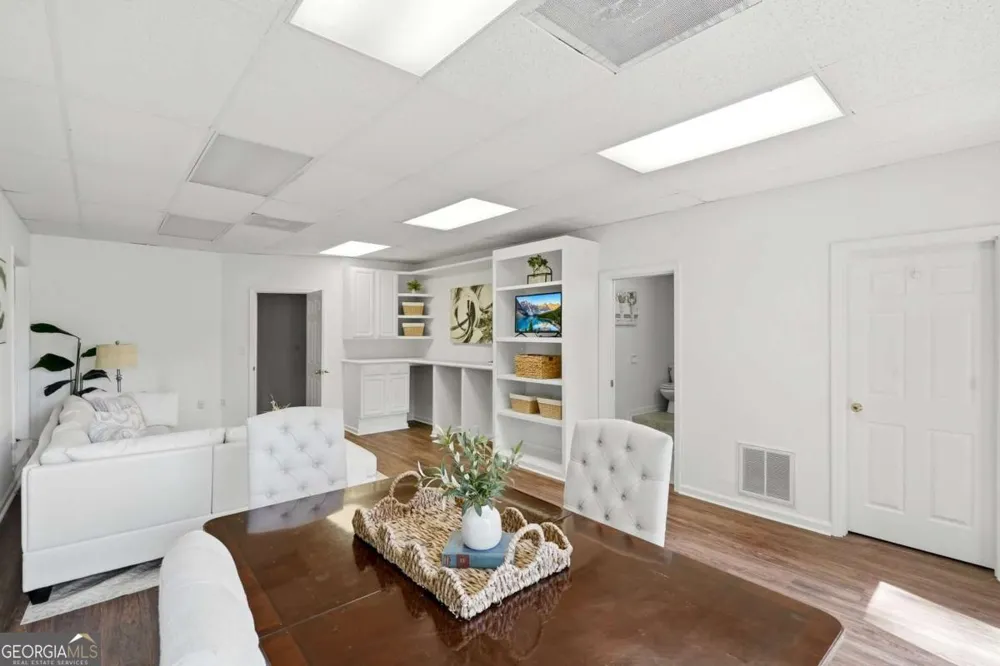 380 Fredricks CV Dawsonville, GA 30534