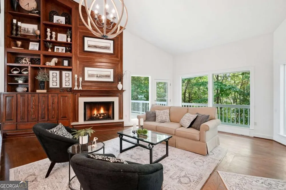 380 Fredricks CV Dawsonville, GA 30534