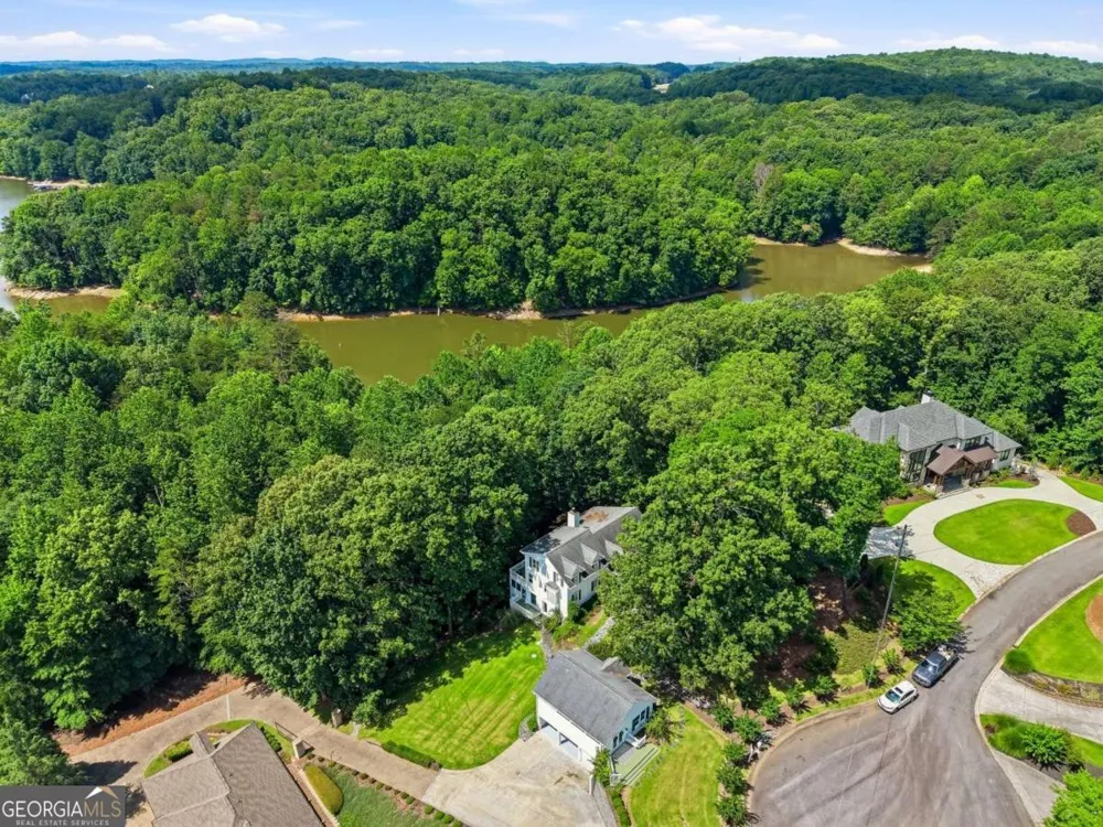 380 Fredricks CV Dawsonville, GA 30534