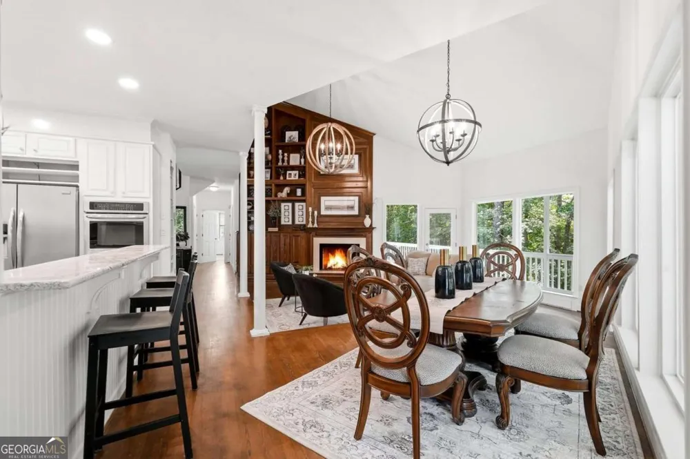 380 Fredricks CV Dawsonville, GA 30534