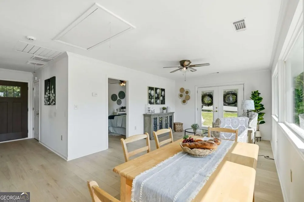 380 Fredricks CV Dawsonville, GA 30534