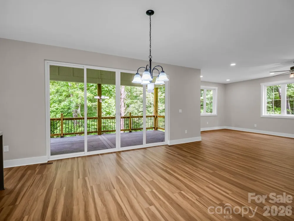 50 Stone Crest Mountain Drive Black Mountain, NC 28711
