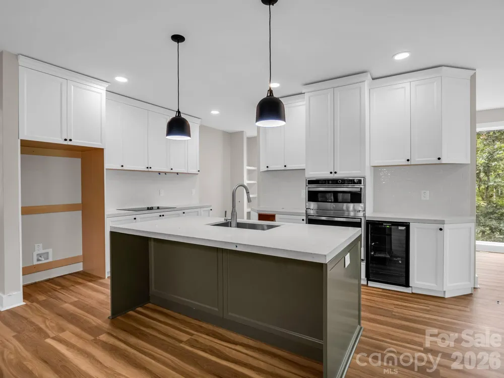 50 Stone Crest Mountain Drive Black Mountain, NC 28711