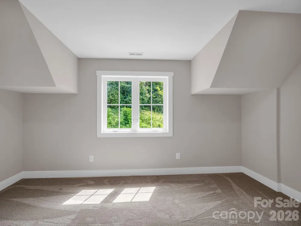 50 Stone Crest Mountain Drive Black Mountain, NC 28711
