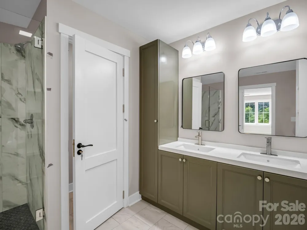 50 Stone Crest Mountain Drive Black Mountain, NC 28711