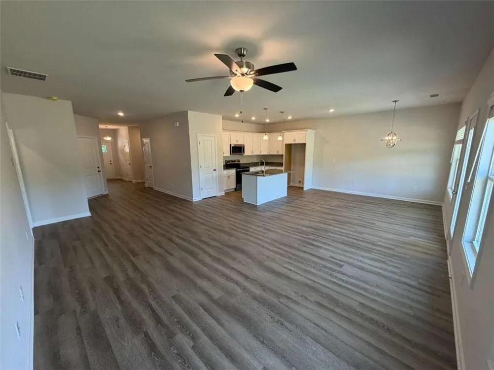 653 Dortch Road Eastanollee, GA 30538