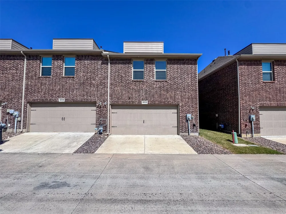 2244 Lasso Court Mesquite, TX 75149