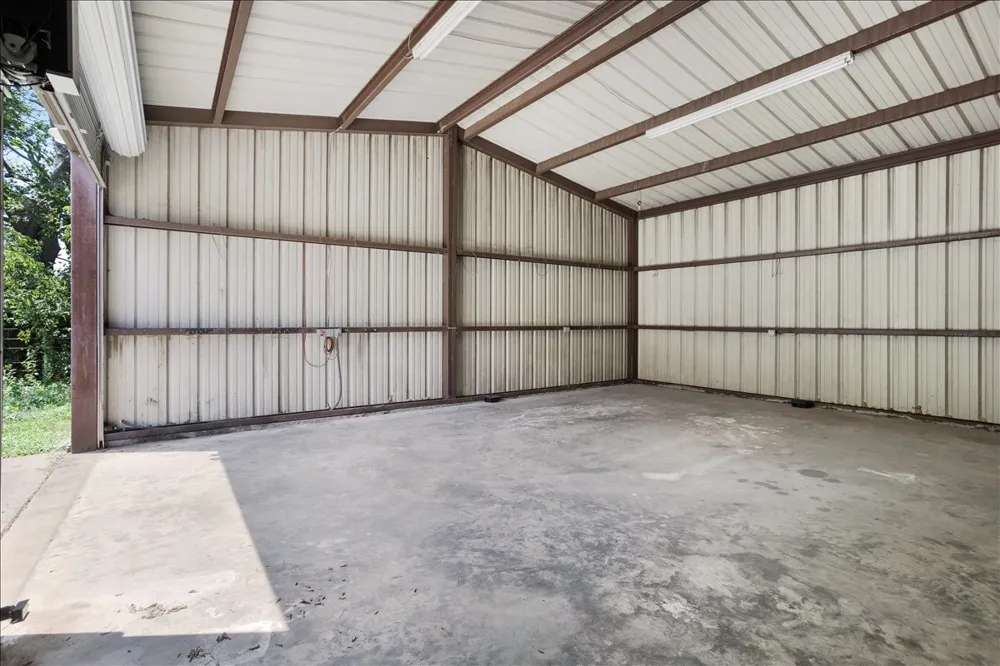 5393 State Highway 5 Van Alstyne, TX 75495