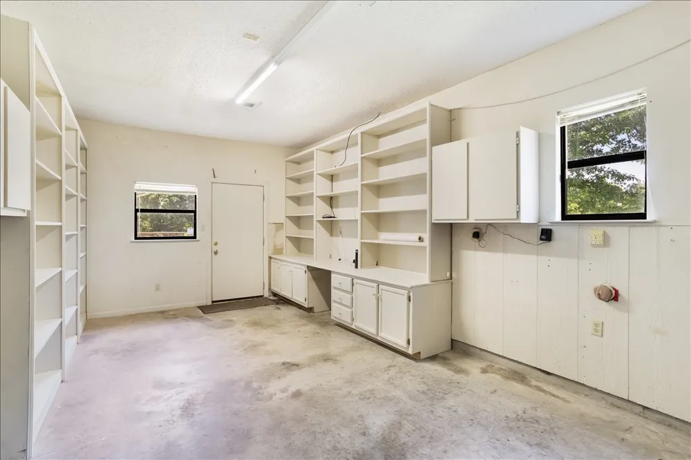 5393 State Highway 5 Van Alstyne, TX 75495