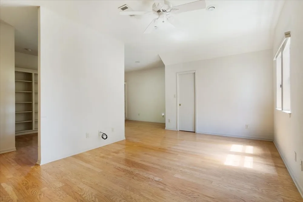 5393 State Highway 5 Van Alstyne, TX 75495