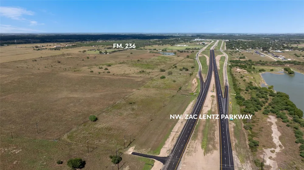 18804 Nw Zac Lentz Parkway Victoria, TX 77905